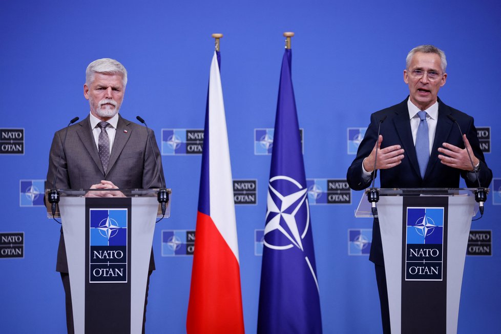 Prezidenta Pavla přivítal v Bruselu šéf NATO Jens Stoltenberg (19.4.2023)