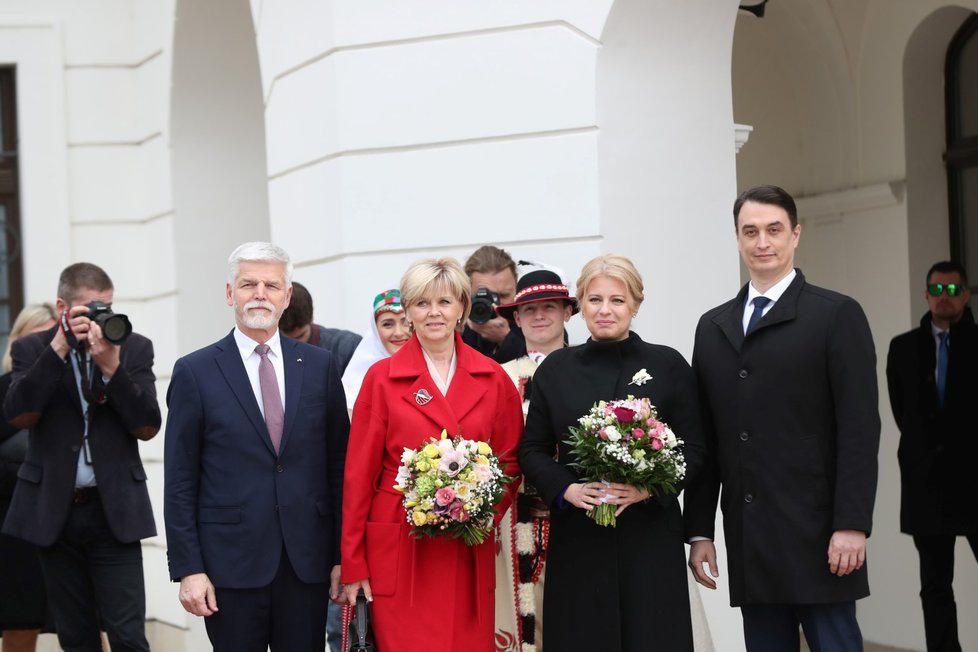 Návštěva prezidenta Petra Pavla na Slovensku: Na snímku s Evou Pavlovou a Zuzanou Čaputovou (13.3.2023)