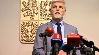 Petr Pavel podepíše vládní důchodovou novelu, musí ji dle něj ale přezkoumat Ústavní soud