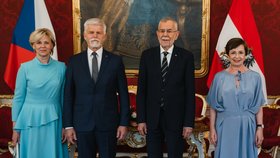 Petra Pavla a Eva Pavlovou v Rakousku přijal rakouský prezident Rakouský prezident Alexander Van der Bellen s chotí (1.6.2023) 