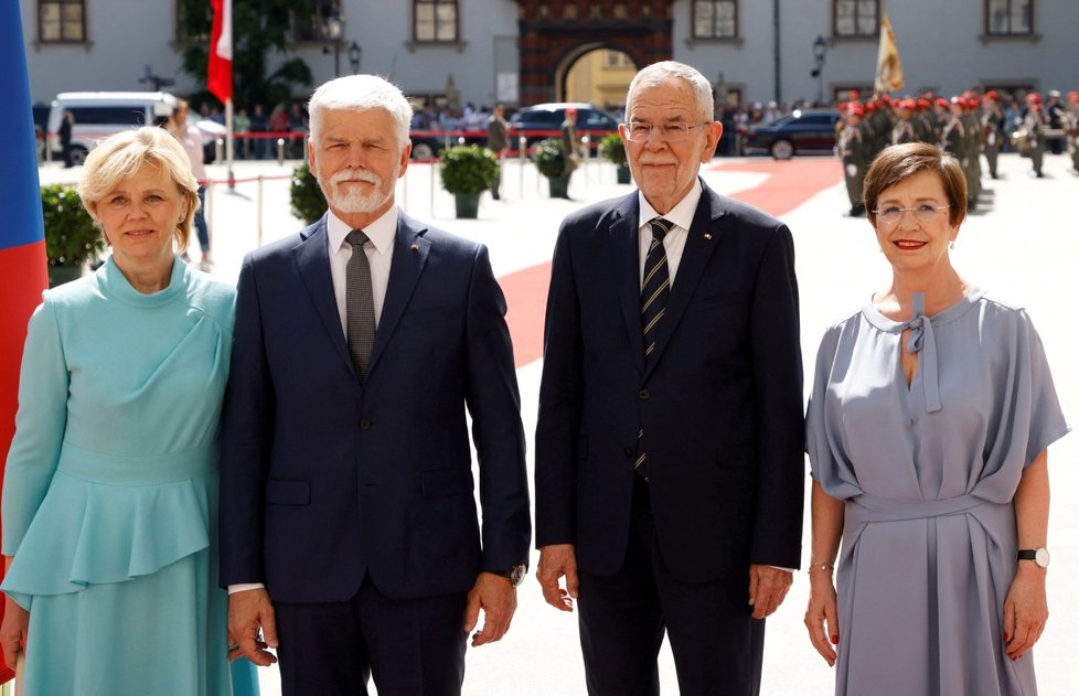 Petra Pavla a Eva Pavlovou v Rakousku přijal rakouský prezident Rakouský prezident Alexander Van der Bellen s chotí (1.6.2023)