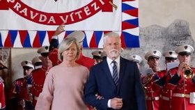 28. říjen: Pavel „ladí detaily“, Přípravy na Hradě vrcholí.