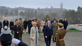 rezident Petr Pavel jeho manželka Eva Pavlová se zúčastnili ceremoniálu kladení věnců u Národního památníku lucemburské solidarity, 29.února 2024