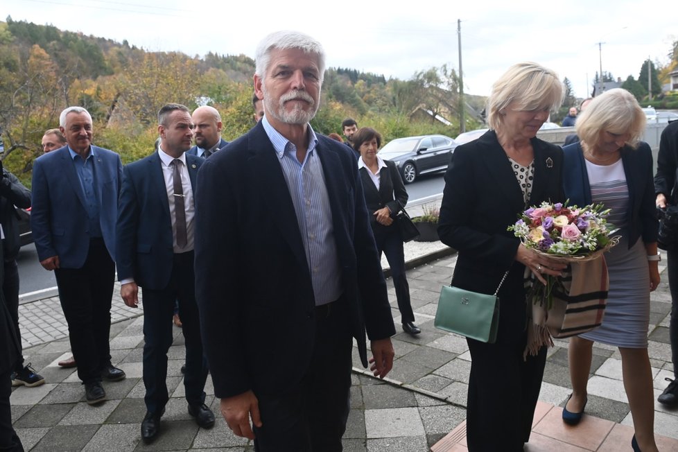 Petr Pavel během návštěvy Olomouckého kraje zavítal i do ZŠ Vápenná (31. října 2023),