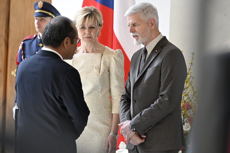 Prezident Petr Pavel s první dámou na setkání s diplomatickým sborem (5.4.2023)