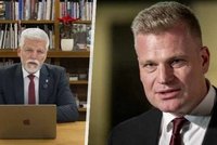 Prezident v živém vysílání mluvil o vládě či o Vánocích. Turkovi vzkázal, ať si legraci dělá jako influencer!