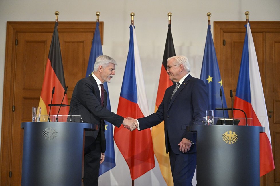 Český prezident Petr Pavel a německý prezident Frank-Walter Steinmeier na tiskové konferenci v Berlíně (21.3.2023)