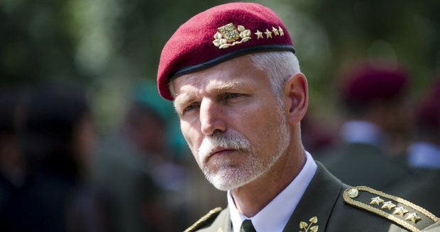 „Rusko je hrozbou číslo jedna,“ varoval generál Pavel. Zmínil uprchlíky i ISIS 