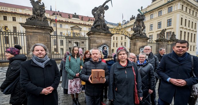 Prezident Petr Pavel přijal oběti sexuálního zneužívání v katolické církvi (5. 2. 2026)