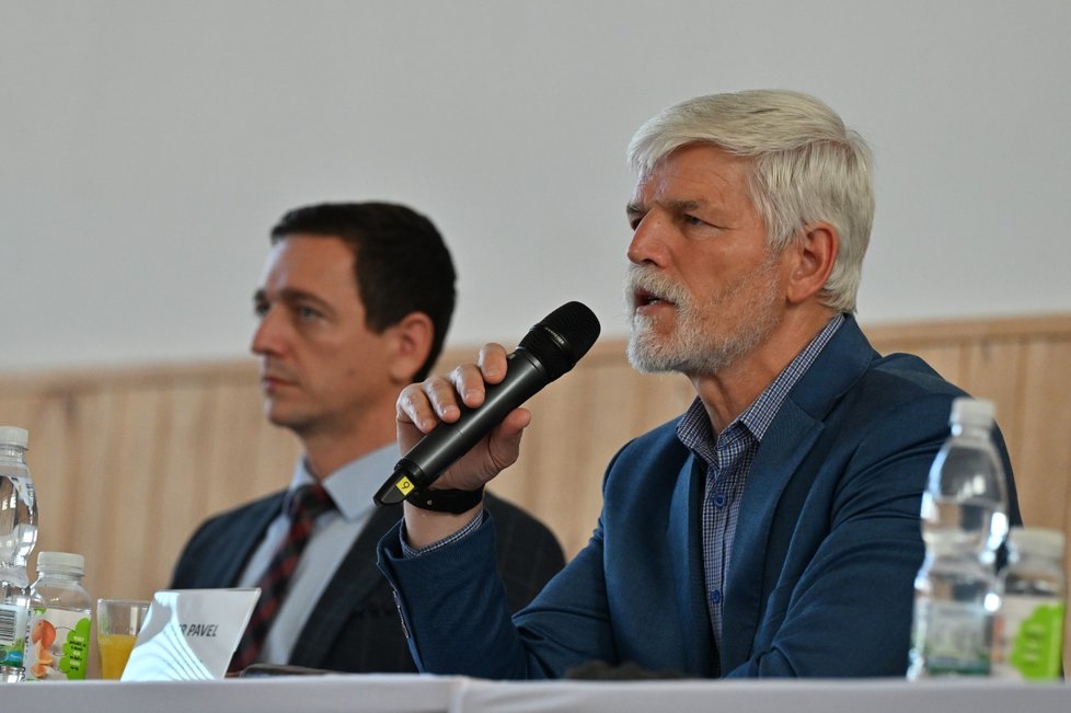 Prezident Petr Pavel při debatě s občany obcí zasažených tornádem (27.9.2023)