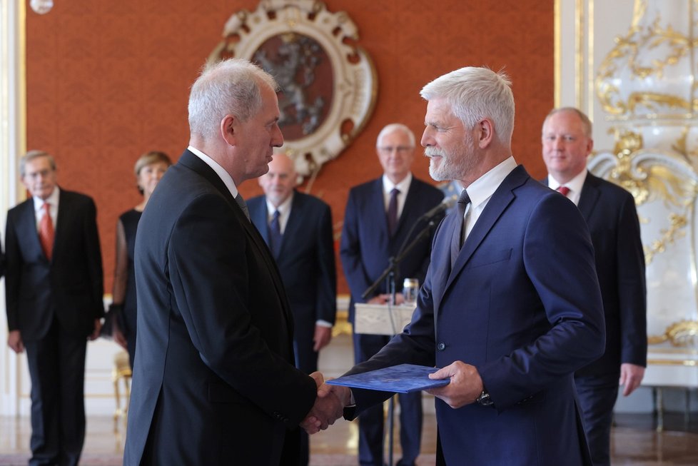 Prezident Petr Pavel jmenoval Josefa Baxu novým předsedou Ústavního soudu (4.8.2023).