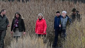 Petr Pavel s první dámou Evou v Národní přírodní rezervaci Soos (11.11.2025)