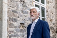 Pavel v Krušných horách: Pozor na hnojníky! A s Evou koukal turistům do ložnice