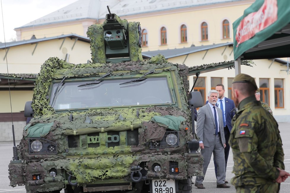 Návštěva Petra Pavla v Libereckém kraji u armádních chemiků (26. 4. 2023)