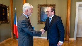 Prezident Petr Pavel se sešel s ministrem zemědělství Markem Výborným. (2.4.2024)
