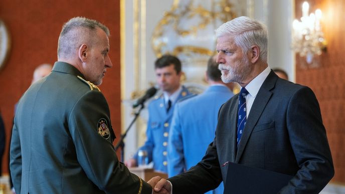 Prezident Petr Pavel jmenoval Miroslava Hlaváče náčelníkem generálního štábu (30.6.2026) Prezident Petr Pavel jmenoval Miroslava Hlaváče náčelníkem generálního štábu (30.6.2026)