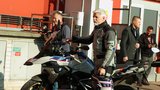 Pavel se proháněl v Praze na motorce, následovala ho ochranka. A připustil odvolání šéfa ČNB