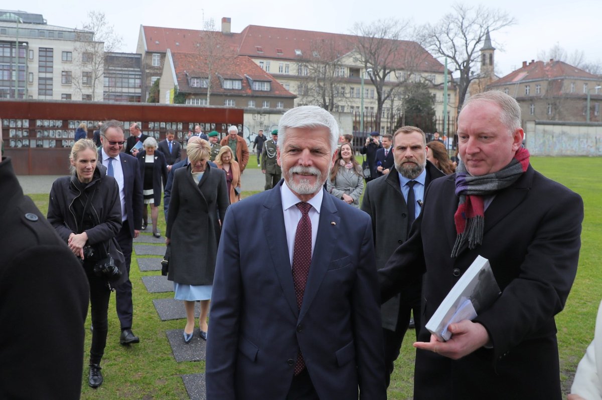 Prezident Petr Pavel na setkání s českými krajany v Berlíně u Památníku Berlínské zdi (21.3.2023)