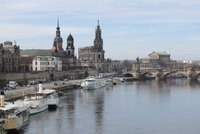 Hnus v Drážďanech: Syřané (15) znásilnili Čecha (19)