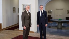 Prezident Petr Pavel přijal premiéra Petra Fialu.