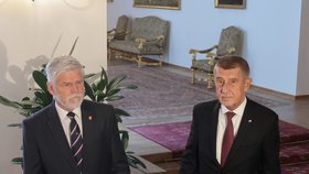 Setkání Andreje Babiše (ANO) s Petrem Pavlem na Hradě. Premiér přijel pozdě (8.5.2026)