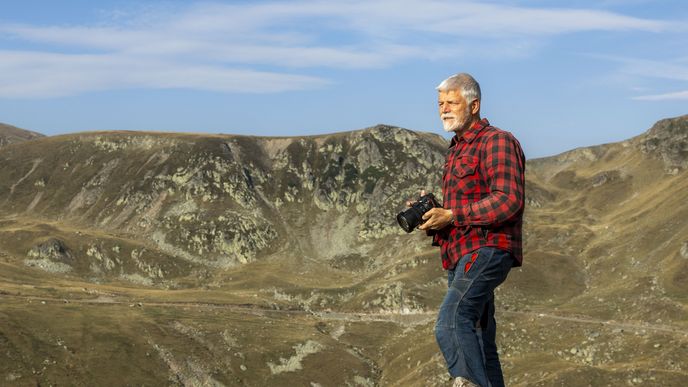 Prezident Petr Pavel na motorkářské dovolené v Rumunsku: Nechyběla flanelka Prezident Petr Pavel na motorkářské dovolené v Rumunsku: Nechyběla flanelka