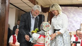 Prezident Pavel a první dáma Eva v Sokolovně Tabor oslavili společně s americkými Sokoly završení českého týdne v Chicagu tradiční cimbálovkou. (26. 9. 2024)