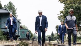 Petr a Eva Pavlovi vyrazili na návštěvu zapomenutého nádraží Kovářská (září 2026).