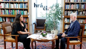 Prezident Petr Pavel nastínil v Hráčích, kdy oznámí svou případnou druhou kandidaturu, i zákulisí výběru nového šéfa české armády.