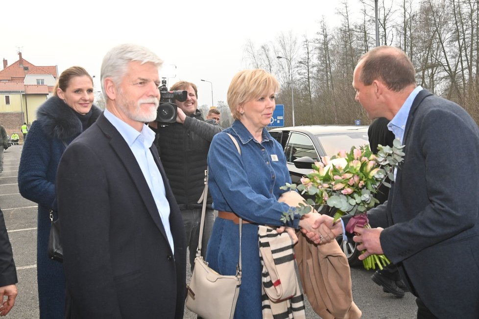 Prezident Petr Pavel vyrazil na návštěvu Karlovarského kraje (15. 2. 2023).