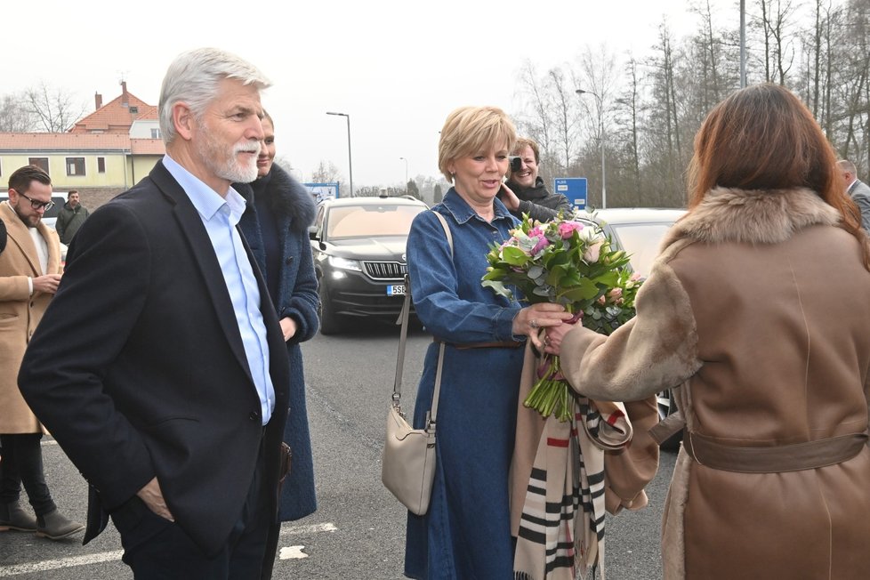 Prezident Petr Pavel vyrazil na návštěvu Karlovarského kraje (15. 2. 2023).
