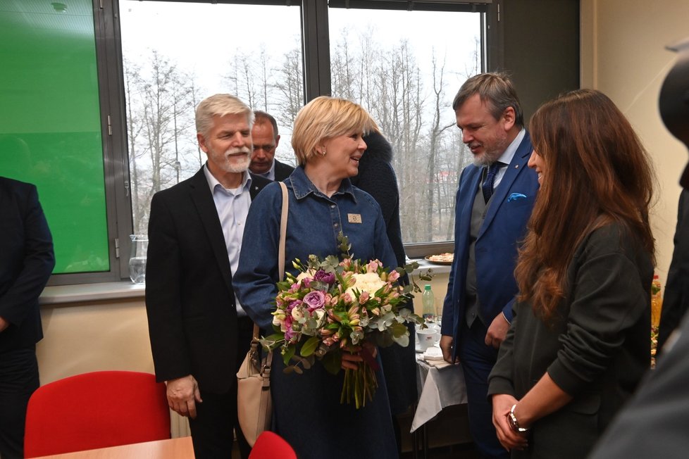 Prezident Petr Pavel vyrazil na návštěvu Karlovarského kraje (15. 2. 2023)
