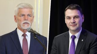 Macinkovy SMSky: Spálím s prezidentem mosty způsobem, který vejde do učebnice politologie Macinkovy SMSky: Spálím s prezidentem mosty způsobem, který vejde do učebnice politologie