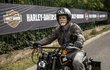 Vášní nově zvoleného prezidenta Petra Pavla je jízda na motockylu