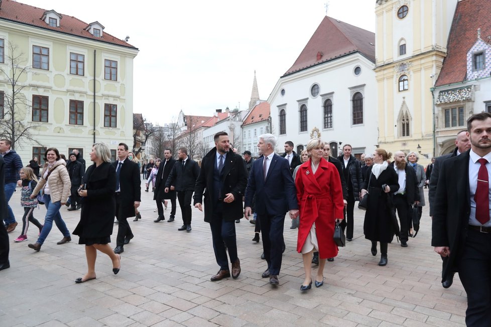 Prezident Pavel s manželkou Evou během návštěvy Slovenska.