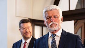 Prezident Petr Pavel dorazil do Sněmovny, vítal ho Tomio Okamura (3.3.2026)