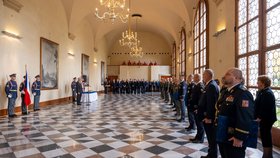 Petr Pavel na Hradě při jmenování nových generálů (28.10.2026)