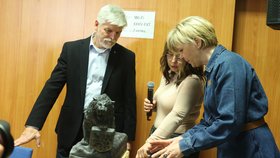 Petr Pavel při výjezdu do Karlovarského kraje (15.2.2023)