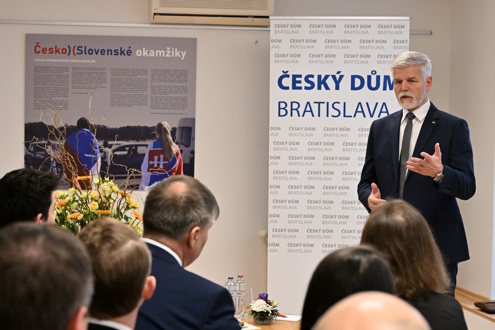 Prezident Petr Pavel na diskusi v Českém domě na Slovensku (14.3.2023)
