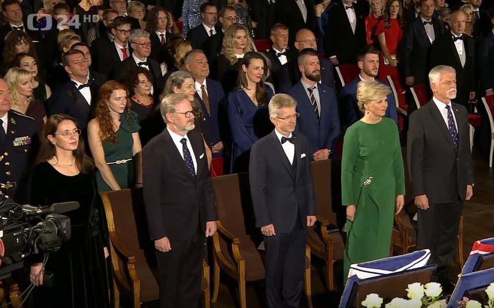 Petr a Eva Pavlovi na předávání státních vyznamenání (28.10.2025) Petr a Eva Pavlovi na předávání státních vyznamenání (28.10.2025)