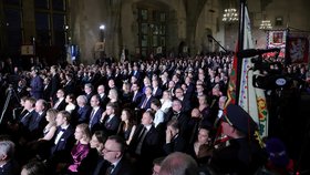 Potíže během předávání státních vyznamenání: Ve Vladislavském sále vypadl proud? (28.10.2026)