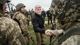 Prezident Pavel: Ukrajinská protiofenziva má šanci na úspěch, ale... Hrozí velké oběti!