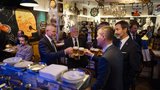 Pavel v New Yorku: Pivo bez Macinky. A potlesk pro prezidenty na koncertě