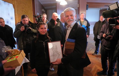 Pavlův „nízký průlet“ Ústeckem: Návrat na místo činu a vyloučené lokality jako téma č. 1