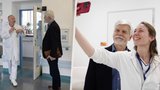 Pavel na prohlídce v nemocnici: Selfie s lékaři a důkladné vyšetření. Jak jeho zdraví dopadlo?
