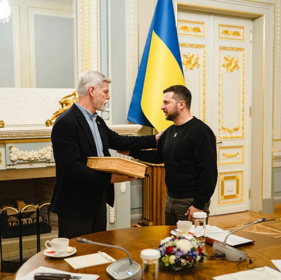 Prezident Petr Pavel a ukrajinský prezident Volodymyr Zelenskyj (28.4.2023)