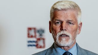 Jana Bendová: Škůdci národa jsou Jan Žižka a Václav Moravec, prezident Pavel má jen zaracha Jana Bendová: Škůdci národa jsou Jan Žižka a Václav Moravec, prezident Pavel má jen zaracha