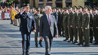 Novela zlepšující péči o válečné veterány míří k podpisu prezidenta Novela zlepšující péči o válečné veterány míří k podpisu prezidenta