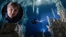 Cesta do hlubin magické jeskyně: Fenomenální snímky českého fotografa z Mexika