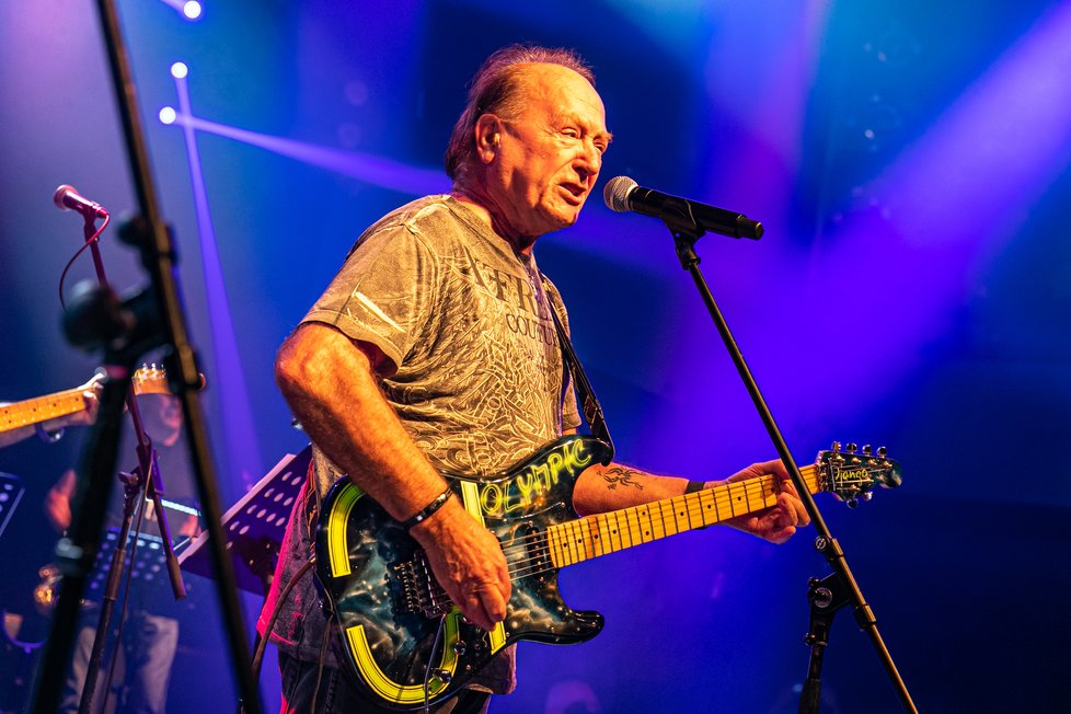 Rocker Petr Sedláček oslavil 80. narozeniny v Lucerně: Rocker Petr Janda.